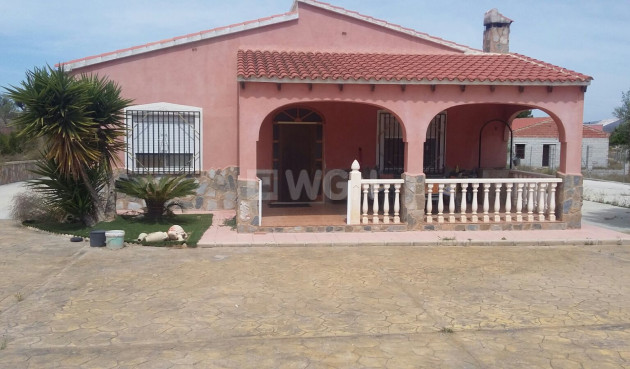 Villa - Resale - Hondón de los Fráiles - Inland