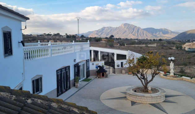Villa - Resale - Hondón de los Fráiles - Inland