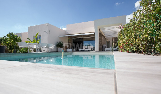 Villa - Resale - La Finca Golf Resort - Inland