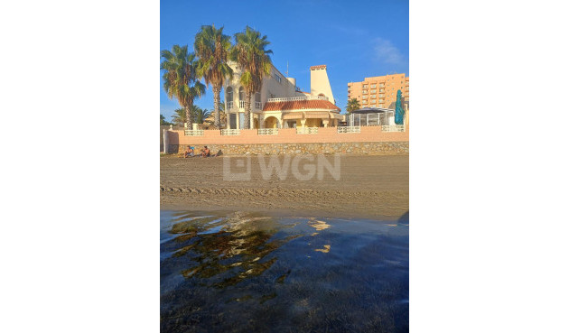 Villa - Resale - La Manga del Mar Menor - Veneziola