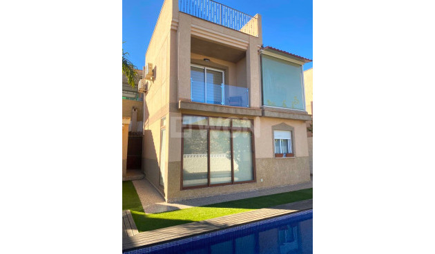 Villa - Resale - La Nucía - Costa Blanca