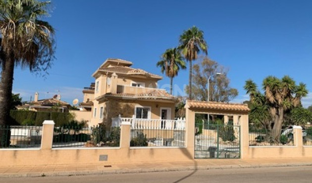 Villa - Resale - La Siesta - Costa Blanca
