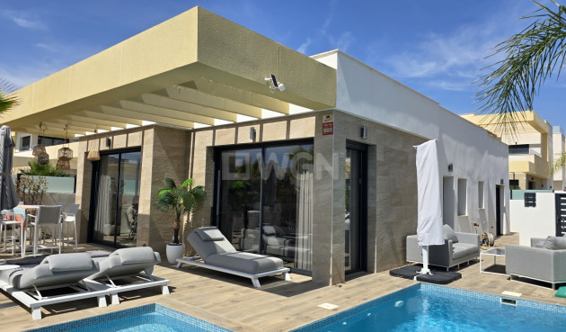 Villa - Resale - Los Montesinos - Costa Blanca