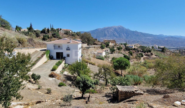 Villa - Resale - Los Romanes - Inland