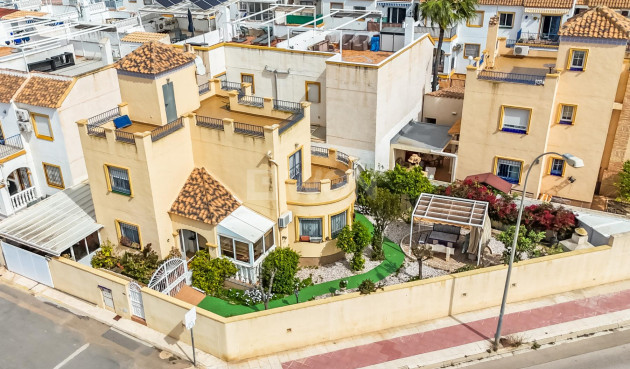 Villa - Resale - Orihuela Costa - Costa Blanca