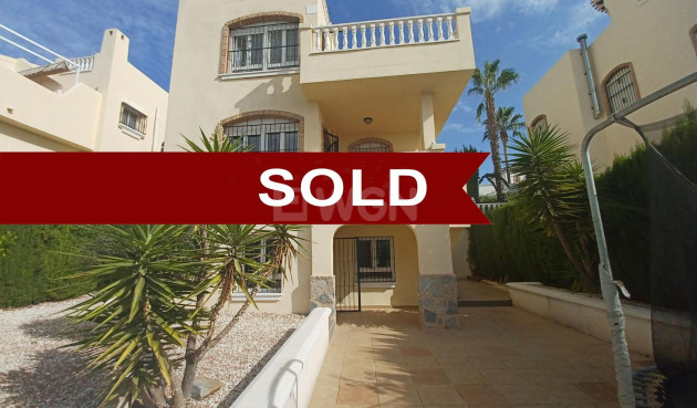 Villa - Resale - Orihuela Costa - Lomas de Cabo Roig