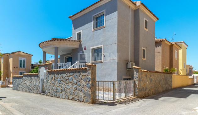 Villa - Resale - Orihuela Costa - Playa Flamenca Norte