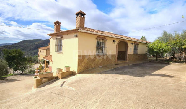 Villa - Resale - Periana - Inland