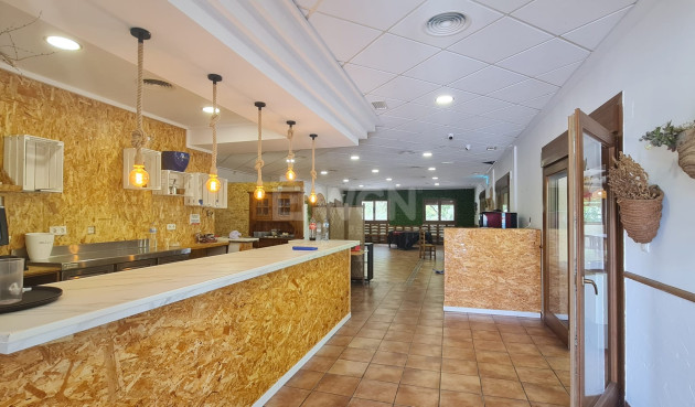 Villa - Resale - Petrer - Inland