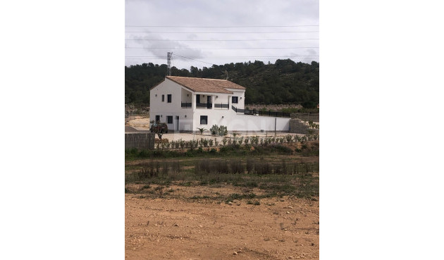Villa - Resale - Pinoso - Inland