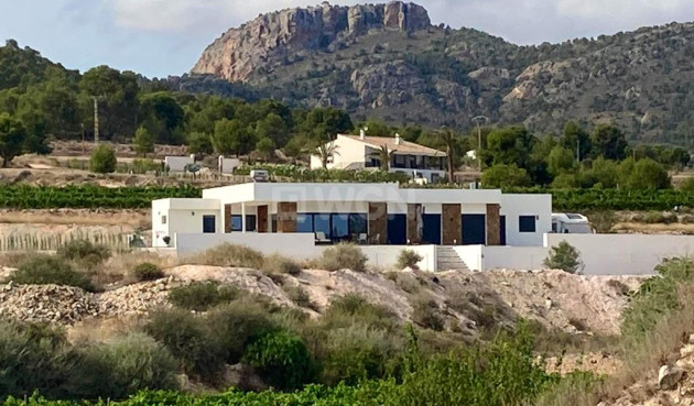 Villa - Resale - Pinoso - Inland