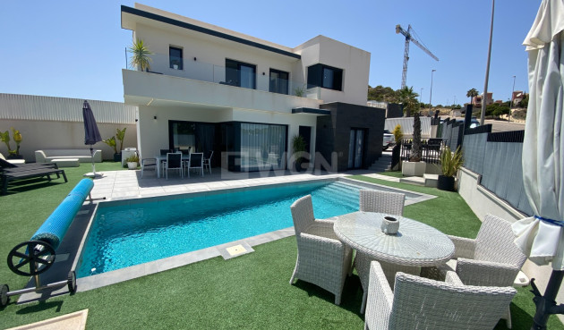 Villa - Resale - San Miguel de Salinas - Inland