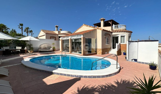 Villa - Resale - San Miguel de Salinas - Inland