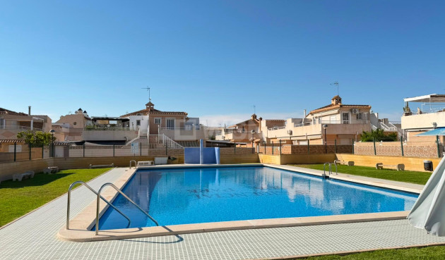 Villa - Resale - Torrevieja - Carrefour