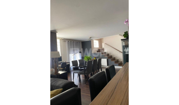 Villa - Resale - Torrevieja - Centro - Muelle Pesquero