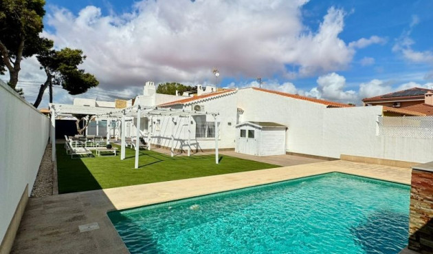 Villa - Resale - Torrevieja - Costa Blanca