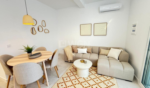 Villa - Resale - Torrevieja - El Chaparral