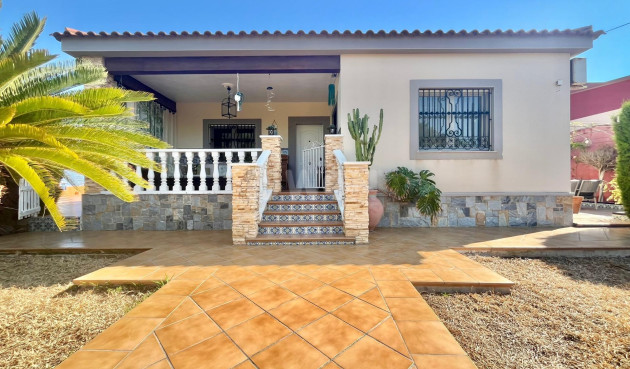 Villa - Resale - Torrevieja - Los Balcones - Los Altos del Edén