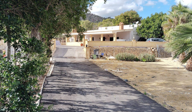 Villa - Resale - Villajoyosa - Costa Blanca