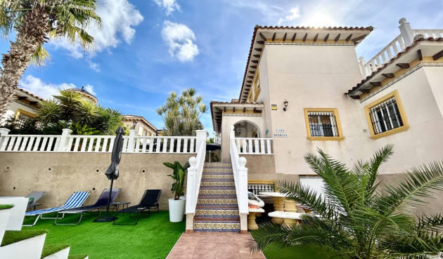 Villa - Resale - Villamartin - Costa Blanca