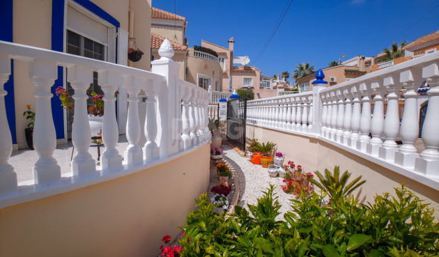 Villa - Resale - Villamartin - Costa Blanca