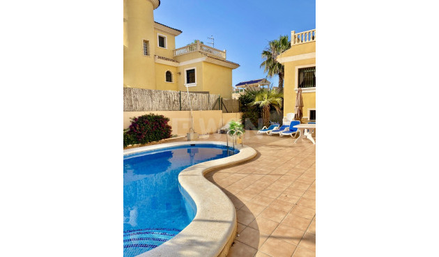 Villa - Resale - Villamartin - Villamartin
