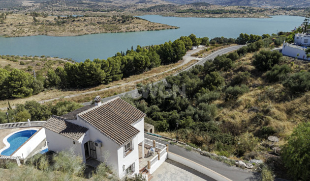 Villa - Resale - Vinuela - Inland