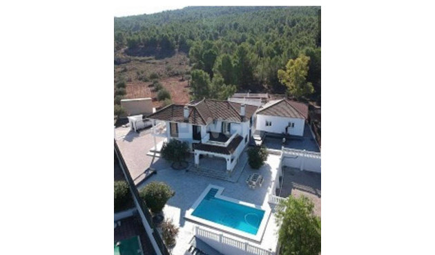 Villa - Resale - Yecla - Inland