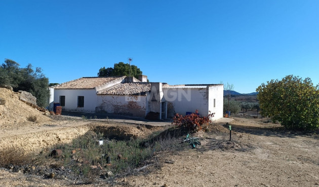 Villa - Resale - Yecla - Inland