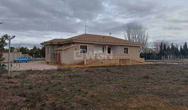 Villa - Resale - Yecla - Inland