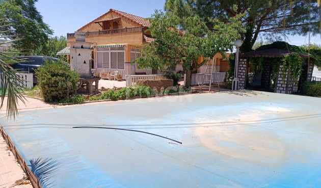 Villa - Resale - Yecla - Inland