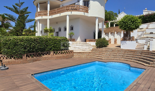 Villa - Reventa - Alcaucín - Inland