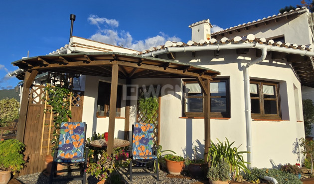 Villa - Reventa - Alcaucín - Inland