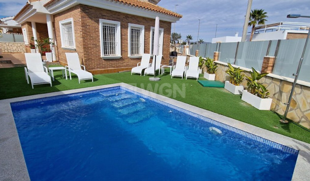 Villa - Reventa - Avileses - Inland