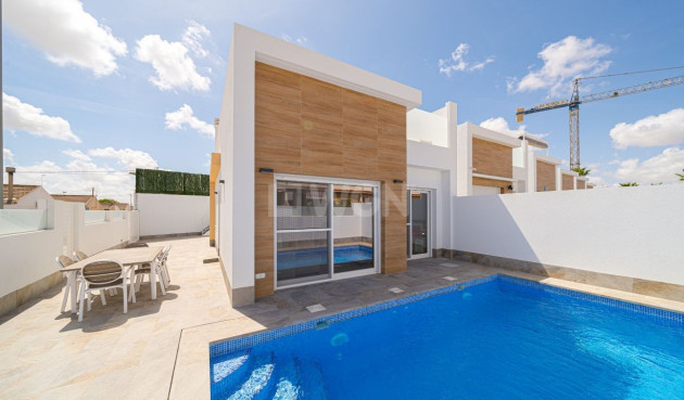 Villa - Reventa - Avileses - Inland