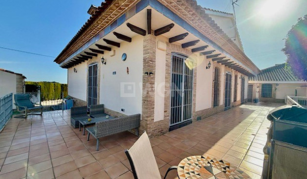 Villa - Reventa - Avileses - Inland