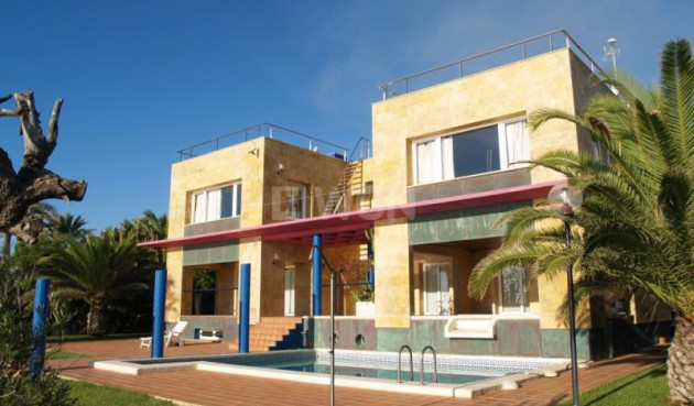 Villa - Reventa - Cabo Roig - Costa Blanca