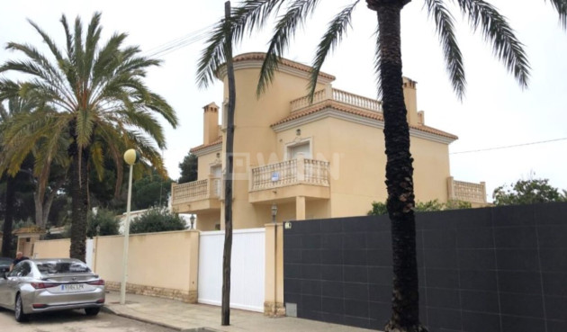 Villa - Reventa - Cabo Roig - Costa Blanca