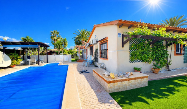Villa - Reventa - Cabo Roig - Costa Blanca