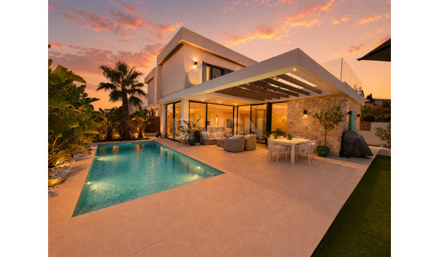 Villa - Reventa - Cabo Roig - Costa Blanca