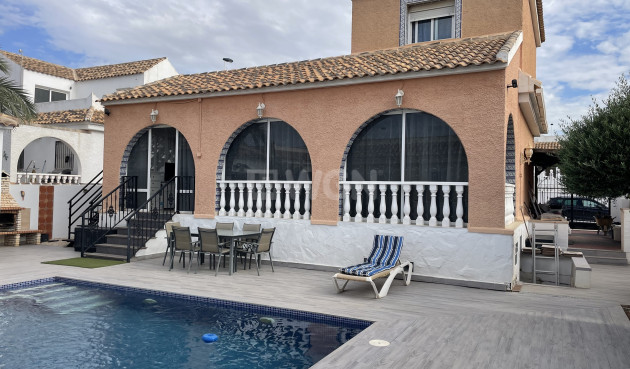 Villa - Reventa - Camposol - Inland