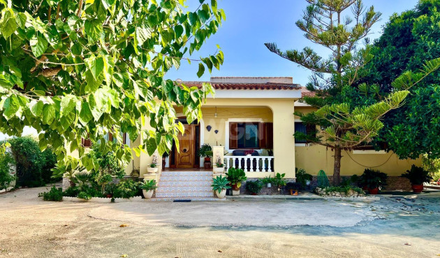 Villa - Reventa - Daya Vieja - Costa Blanca Sur
