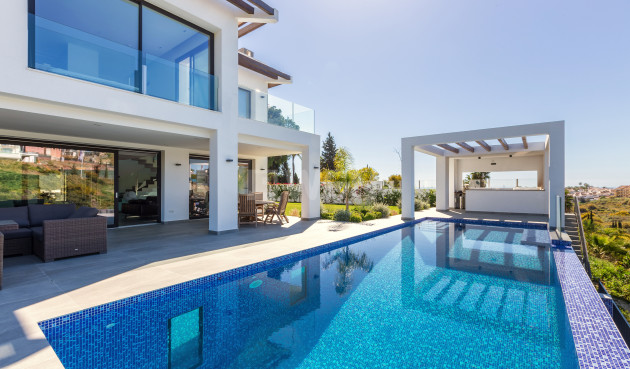 Villa - Reventa - El Paraíso, Estepona - 73445