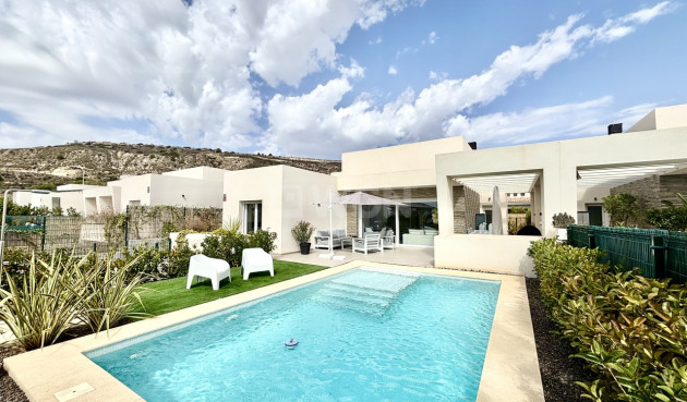 Villa - Reventa - La Finca Golf Resort - Inland
