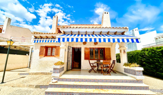 Villa - Reventa - La Zenia - Costa Blanca