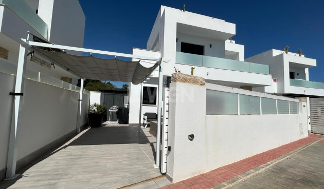 Villa - Reventa - Los Montesinos - Costa Blanca
