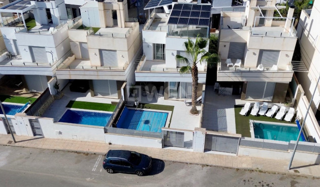 Villa - Reventa - Orihuela Costa - 71928