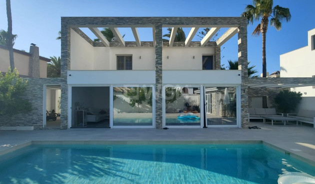 Villa - Reventa - Orihuela Costa - Costa Blanca