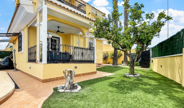 Villa - Reventa - Orihuela Costa - Costa Blanca