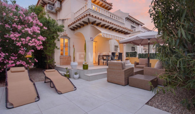 Villa - Reventa - Orihuela Costa - Costa Blanca
